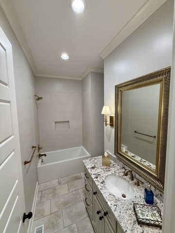 753 Cousins Ct, Bowling Green, KY 42103