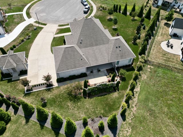 753 Cousins Ct, Bowling Green, KY 42103