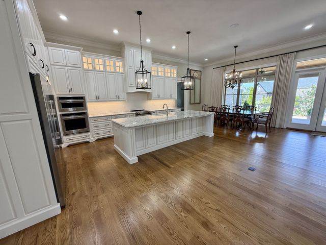 753 Cousins Ct, Bowling Green, KY 42103