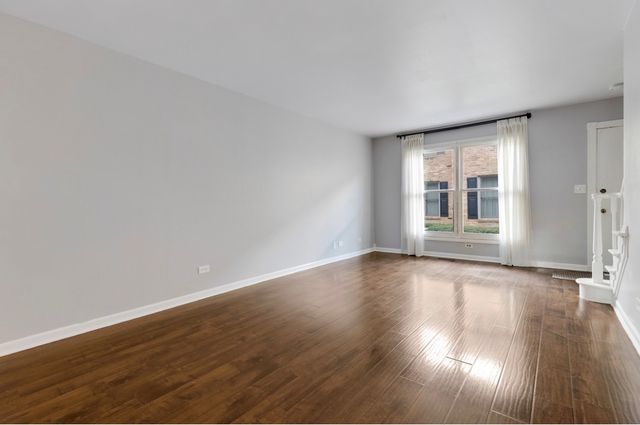 1743 Sessions Walk 1743, Hoffman Estates, IL 60169