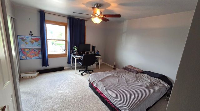 1743 Sessions Walk 1743, Hoffman Estates, IL 60169