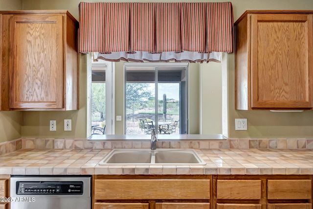 41604 N CEDAR CHASE Road, Anthem, AZ 85086