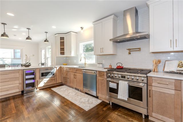 126 Columbia Avenue, Cranston, RI 02905