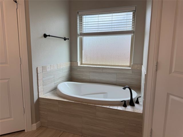 3339 White Horse Drive, Granbury, TX 76049