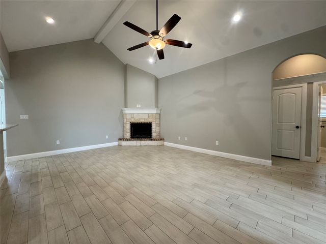 3339 White Horse Drive, Granbury, TX 76049