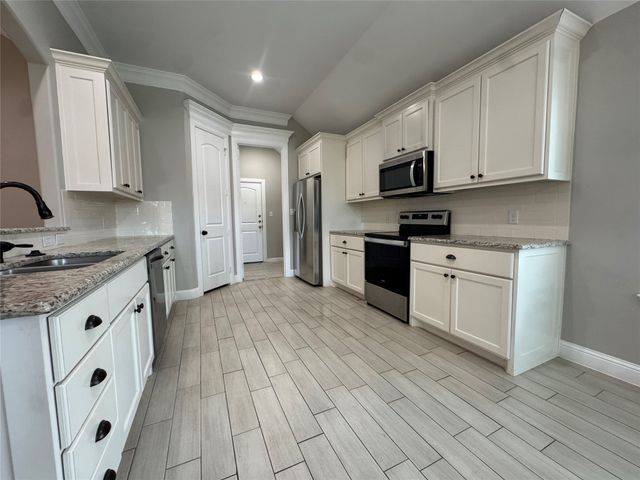 3339 White Horse Drive, Granbury, TX 76049