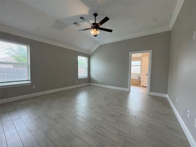 3339 White Horse Drive, Granbury, TX 76049