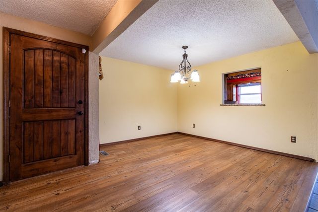 3104 Del Rey Drive, Midwest City, OK 73110