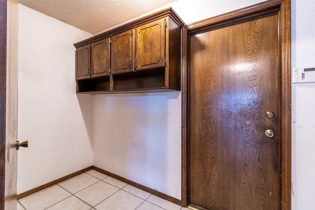 3104 Del Rey Drive, Midwest City, OK 73110
