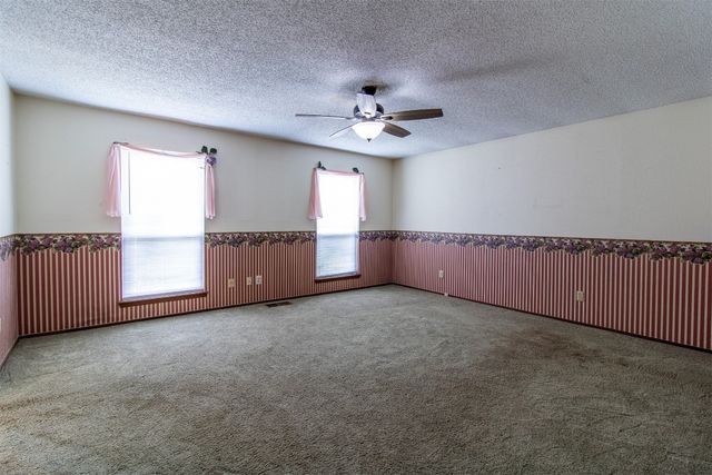 3104 Del Rey Drive, Midwest City, OK 73110