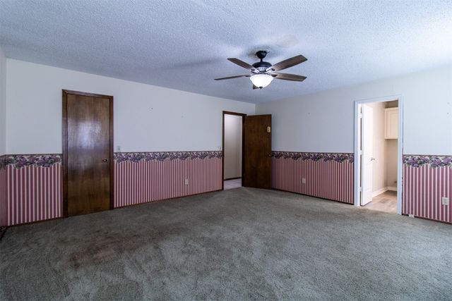 3104 Del Rey Drive, Midwest City, OK 73110