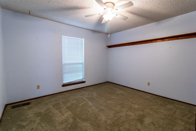 3104 Del Rey Drive, Midwest City, OK 73110