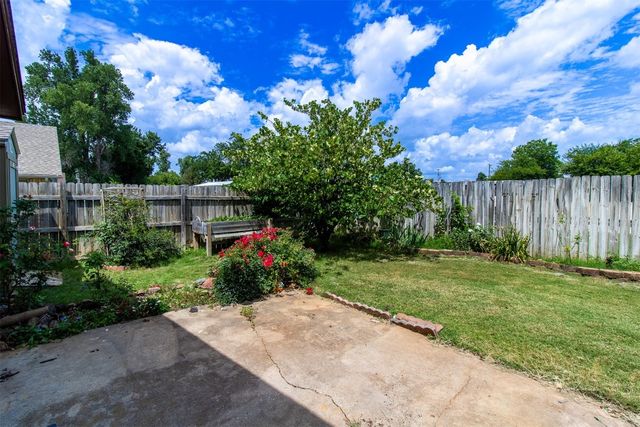 3104 Del Rey Drive, Midwest City, OK 73110
