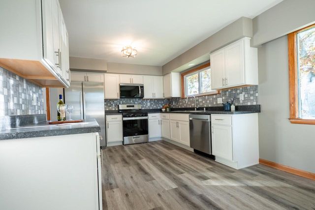 2701 4th AVENUE, South Milwaukee, WI 53172