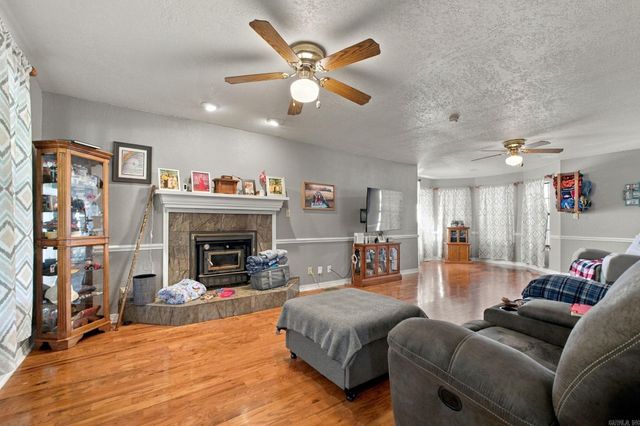 136 Kyler Terrace, Hot Springs, AR 71913