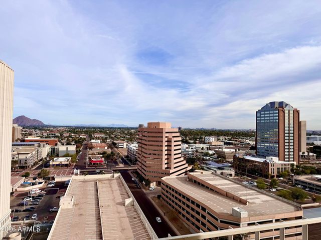 207 W CLARENDON Avenue 17G, Phoenix, AZ 85013