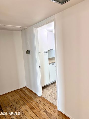 207 W CLARENDON Avenue 17G, Phoenix, AZ 85013