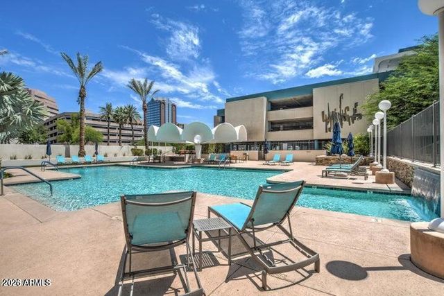 207 W CLARENDON Avenue 17G, Phoenix, AZ 85013