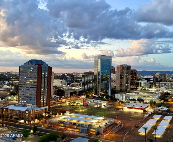 207 W CLARENDON Avenue 17G, Phoenix, AZ 85013