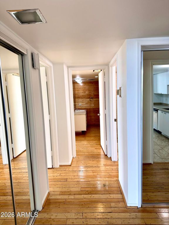 207 W CLARENDON Avenue 17G, Phoenix, AZ 85013 — photo 4
