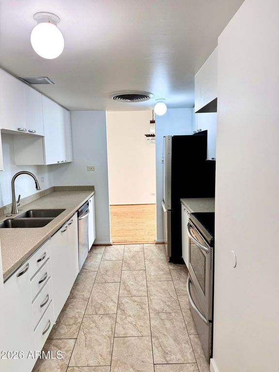207 W CLARENDON Avenue 17G, Phoenix, AZ 85013 — photo 5