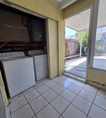 1104 W 44th St 87, Hialeah, FL 33012