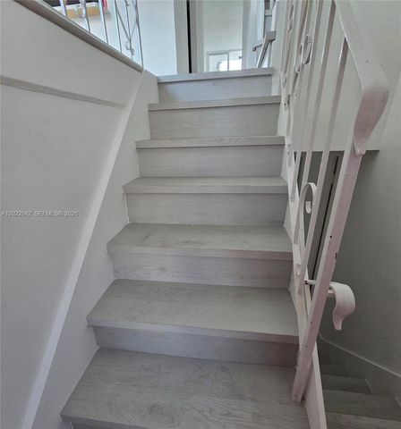 1104 W 44th St 87, Hialeah, FL 33012