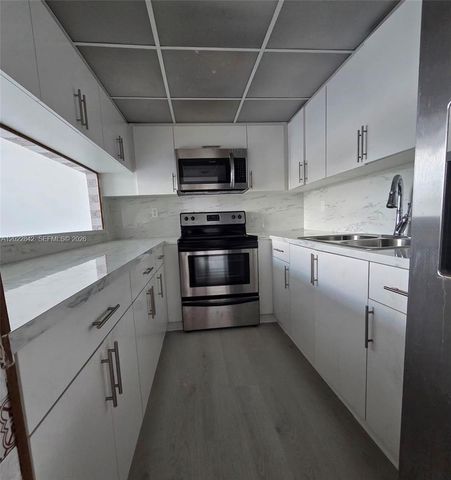 1104 W 44th St 87, Hialeah, FL 33012