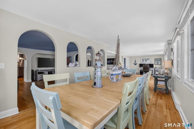 81 Hartford Avenue, Old Saybrook, CT 06475