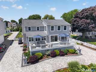 81 Hartford Avenue, Old Saybrook, CT 06475