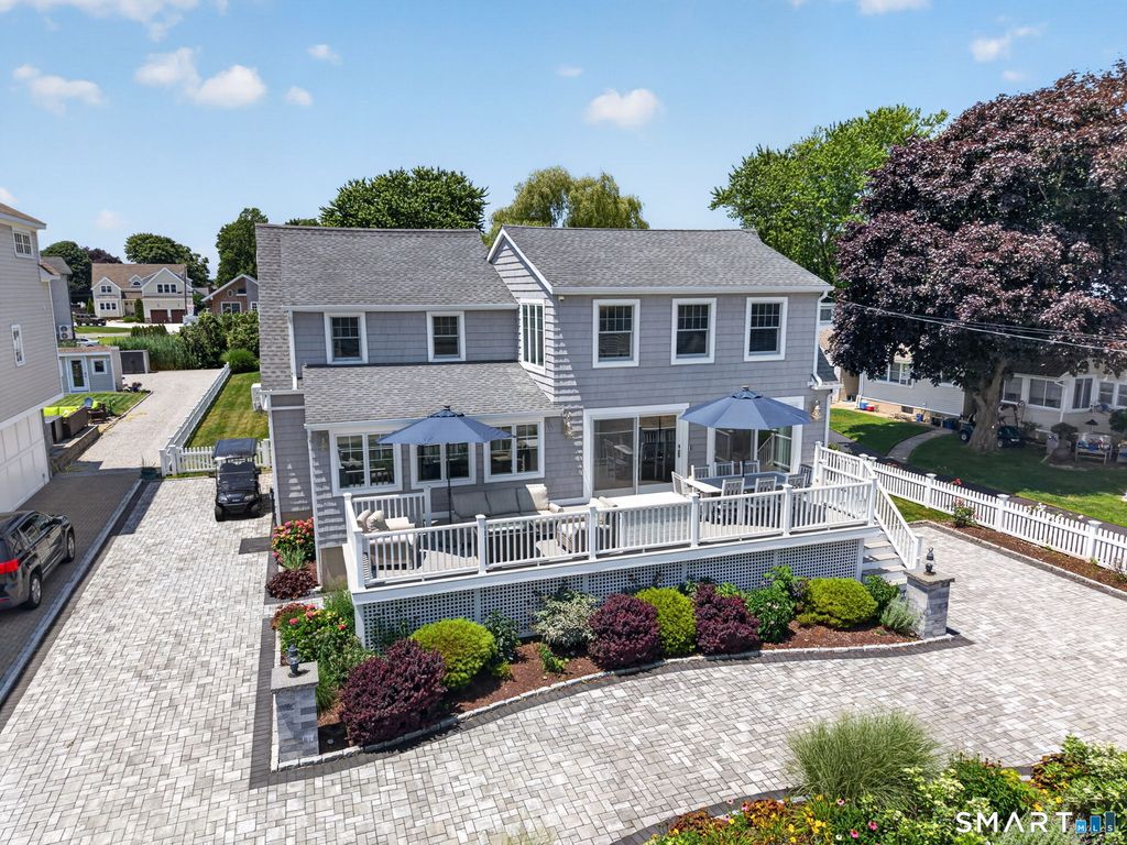 81 Hartford Avenue, Old Saybrook, CT 06475