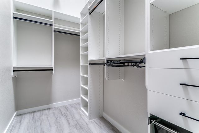 3913 Bobbin Lane, Addison, TX 75001