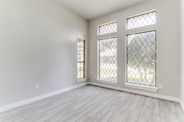 3913 Bobbin Lane, Addison, TX 75001