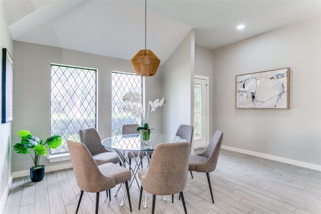 3913 Bobbin Lane, Addison, TX 75001