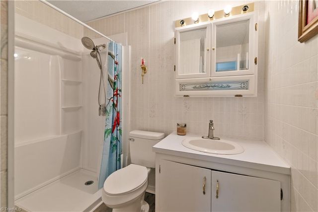 5740 Murray Road, Winston-salem, NC 27106