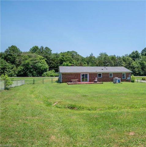 5740 Murray Road, Winston-salem, NC 27106