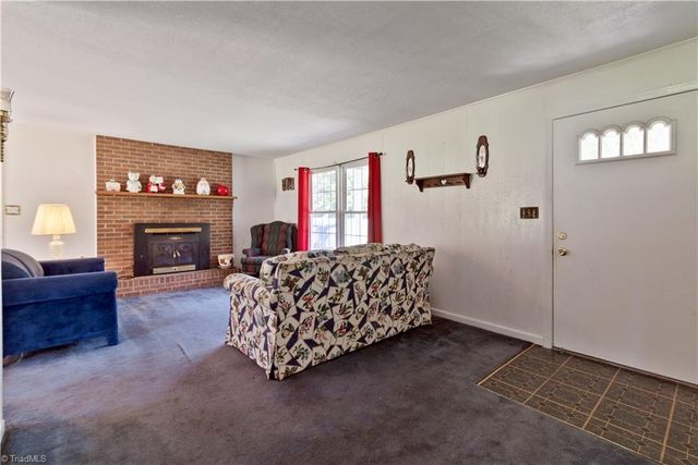 5740 Murray Road, Winston-salem, NC 27106