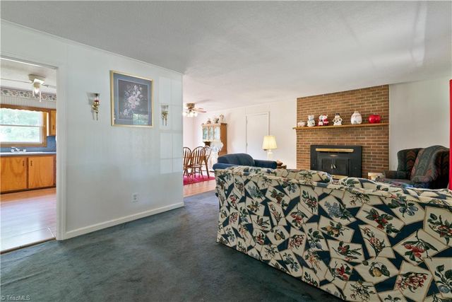 5740 Murray Road, Winston-salem, NC 27106