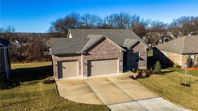 3320 N 109th Terrace, Kansas City, KS 66109