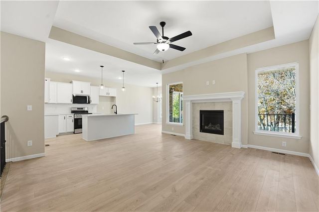 3320 N 109th Terrace, Kansas City, KS 66109