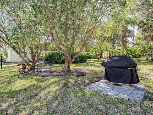 400 18th Street L7, Vero Beach, FL 32960