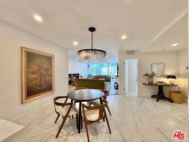 1100 Alta Loma Road 902, West Hollywood, CA 90069