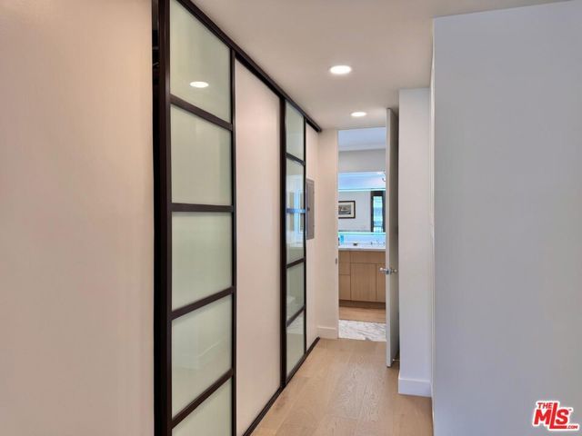 1100 Alta Loma Road 902, West Hollywood, CA 90069