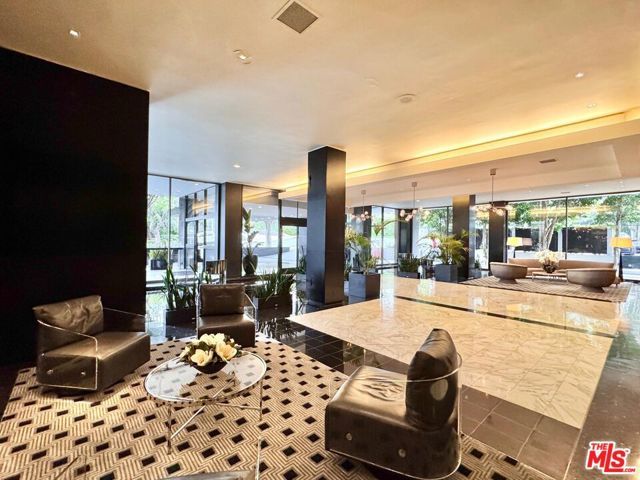 1100 Alta Loma Road 902, West Hollywood, CA 90069