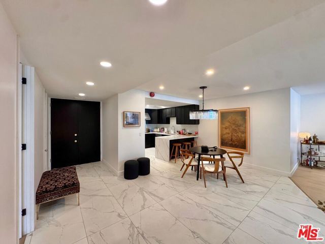1100 Alta Loma Road 902, West Hollywood, CA 90069