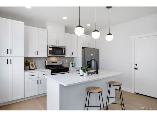 4018 Upham St, Wheat Ridge, CO 80033