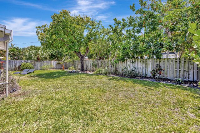 14 NE 26 Court, Wilton Manors, FL 33334