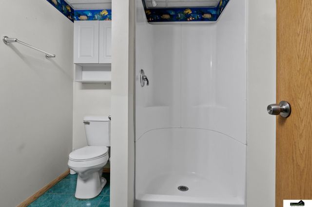 1331 SW 24Th Street, Lincoln, NE 68522