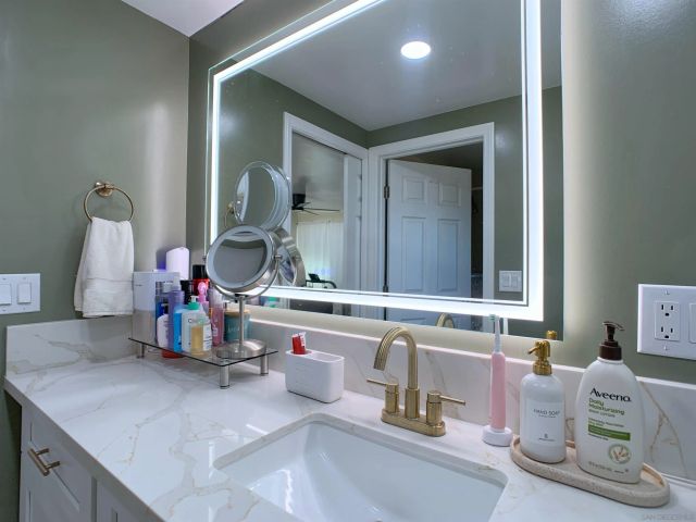1815 LILAC LANE, Alpine, CA 91901