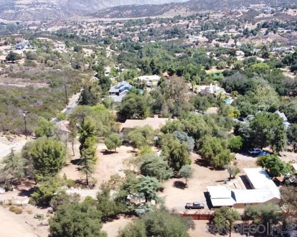 1815 LILAC LANE, Alpine, CA 91901